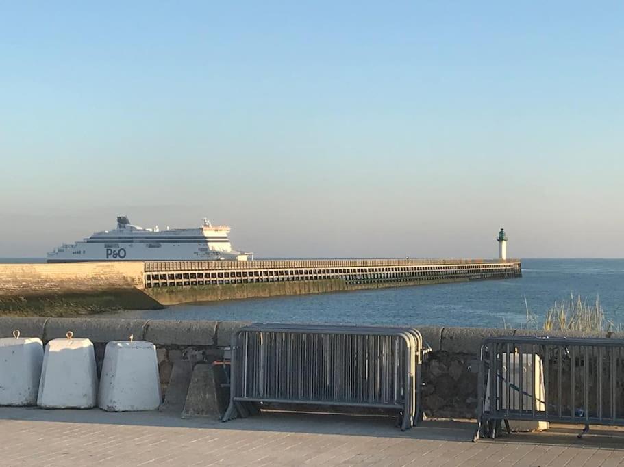 Bienvenue Chez Moi Apartment Calais Luaran gambar